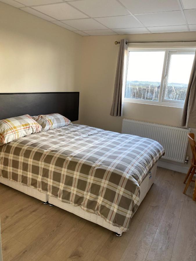 Bucks Accommodation Aylesbury  Exterior foto